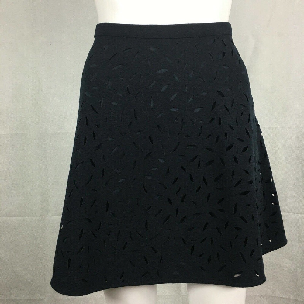 Banana Republic Petite Skirt Womens Sz 12P Black Eyelet‎ Floral A-Line Lined